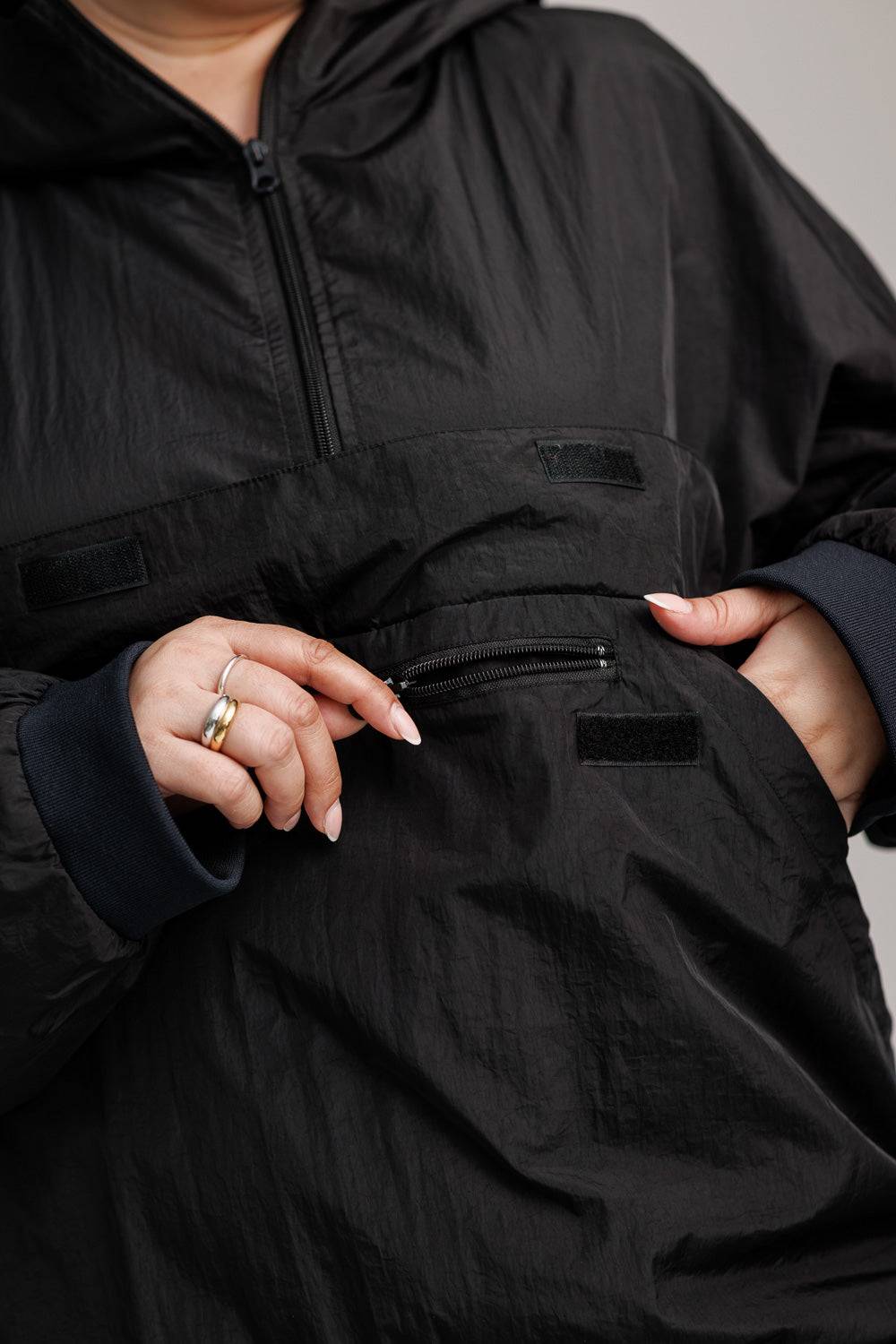 Karo Kauer Windbreaker Black Günstiger Verkauf
