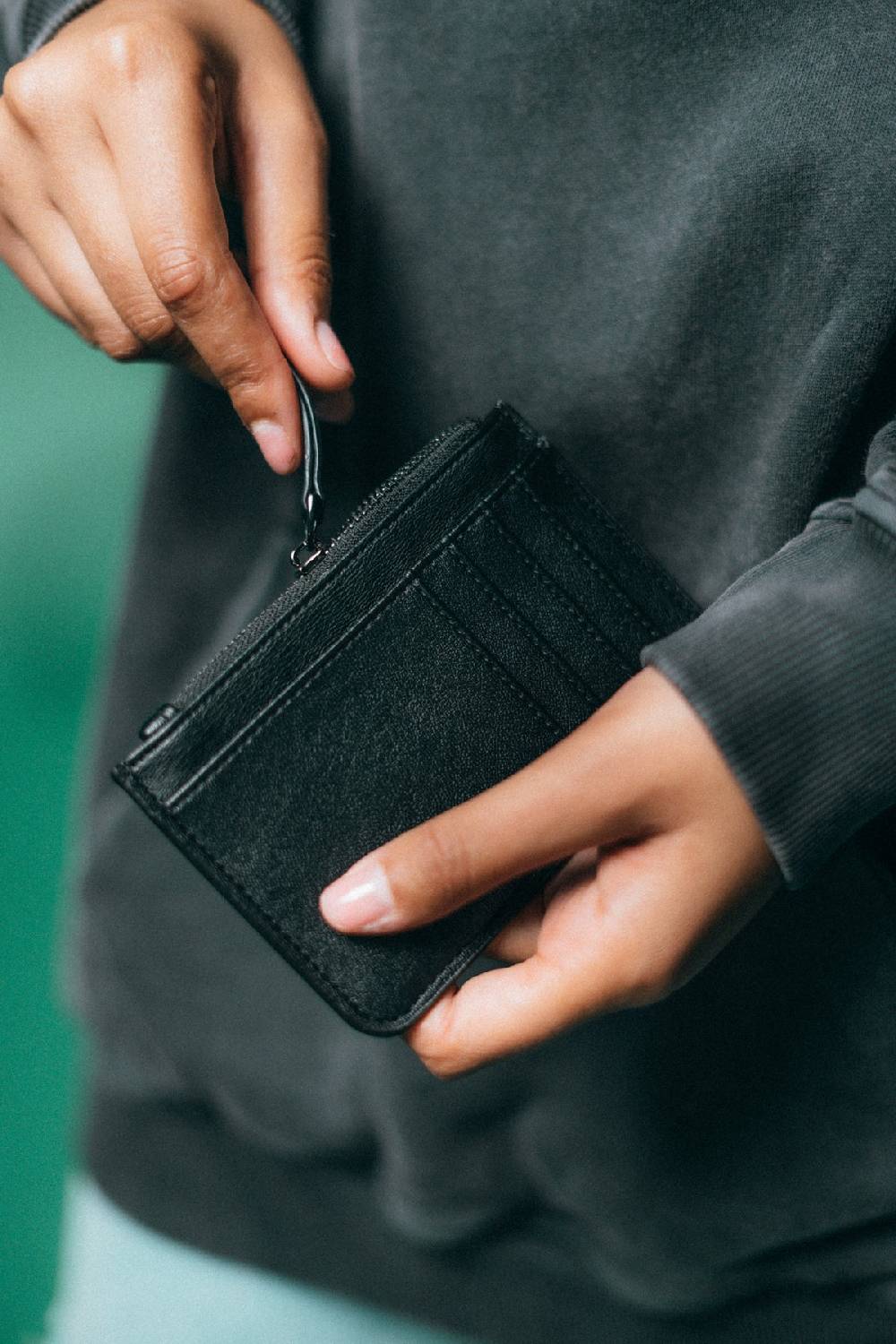 Karo Kauer Purse Logo Online