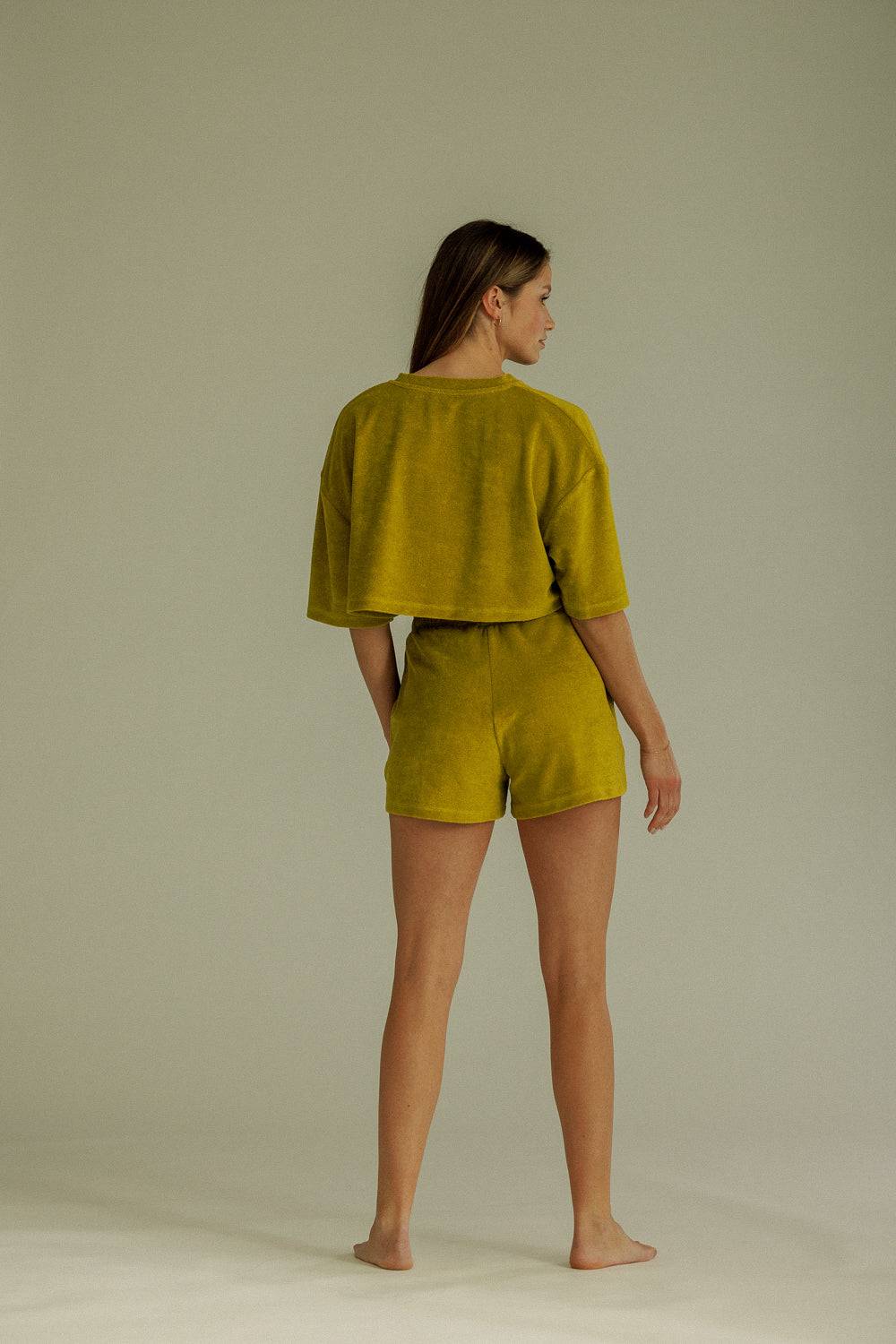 Karo Kauer Frottee T-Shirt Olive im Angebot