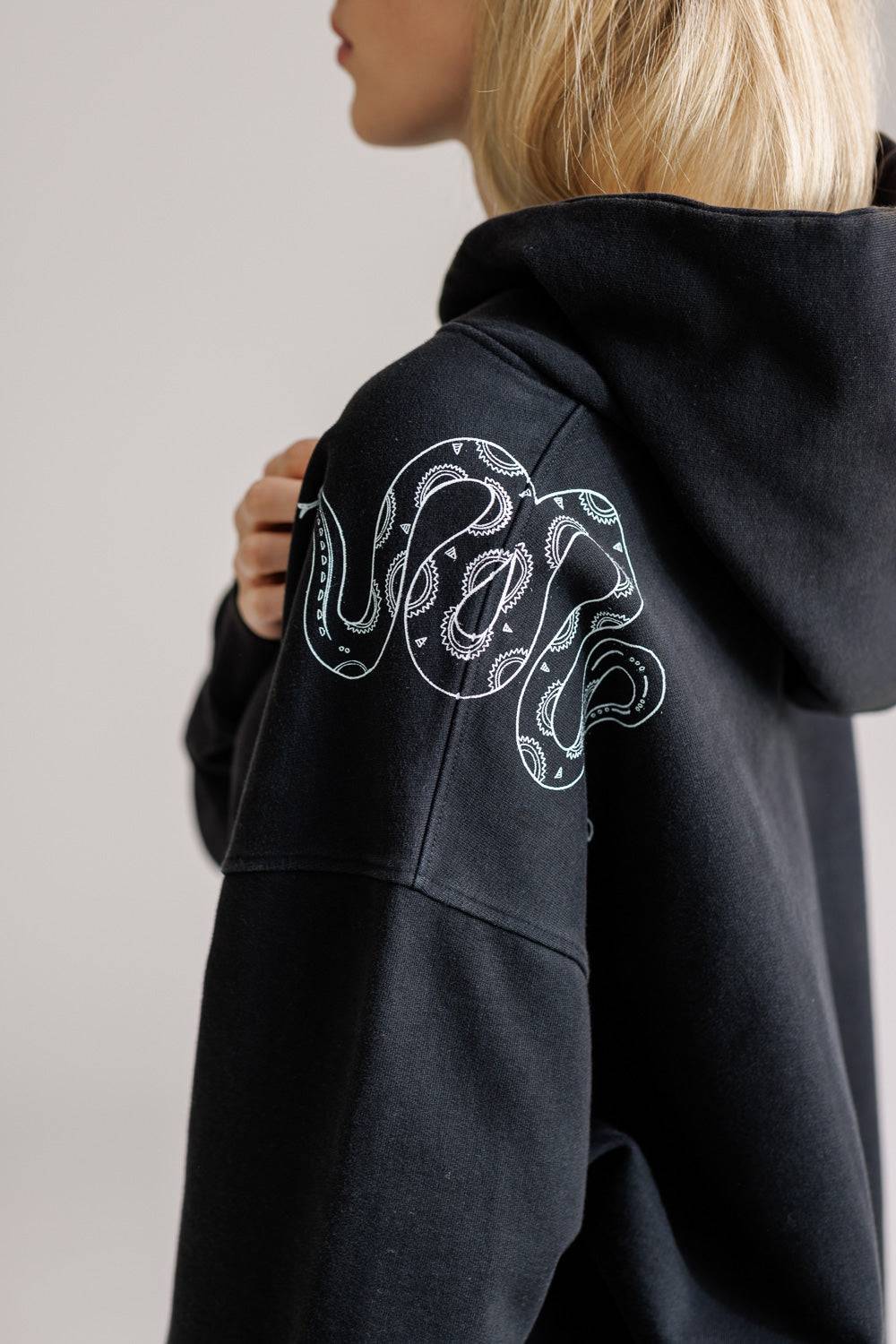 Karo Kauer Hoodie Faded Black Online