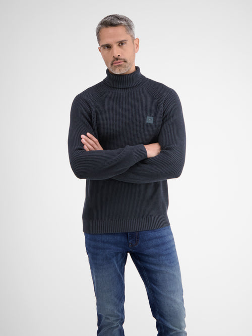 Lerros Stilvoller Rollkragenpullover in Strukturstrickqualität im Angebot