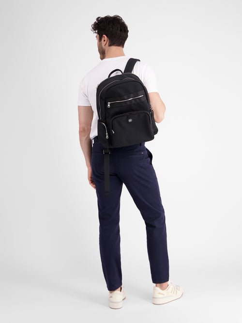 Lerros Basic Rucksack mit vielen Außentaschen im Angebot