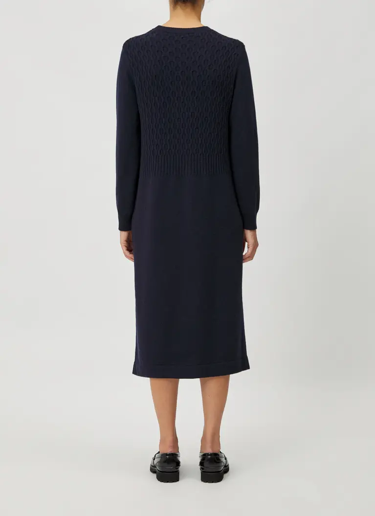 Maerz Muenchen Kleid100% SchurwolleArt. Nr. 397000-399 Verkauf