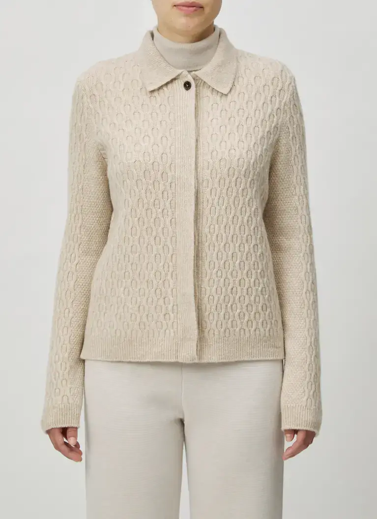 Maerz Muenchen Strickjacke100% SchurwolleArt. Nr. 257700-112