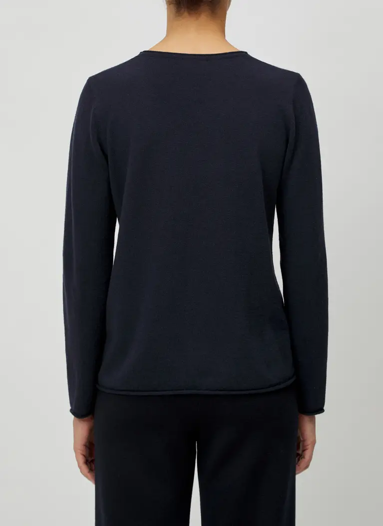 Maerz Muenchen V-Ausschnitt Pullover100% MerinowolleArt. Nr. 349500-399 Fabrikverkauf