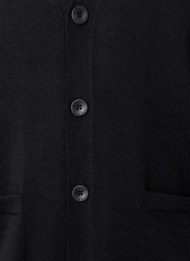 Maerz Muenchen Strick Cardigan100% MerinowolleArt. Nr. 581000-595 Schlussverkauf