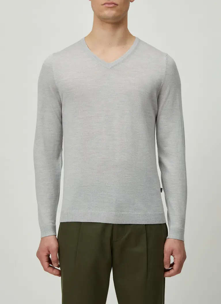 Maerz Muenchen V-Pullover100% MerinowolleArt. Nr. 403800-517 Angebote