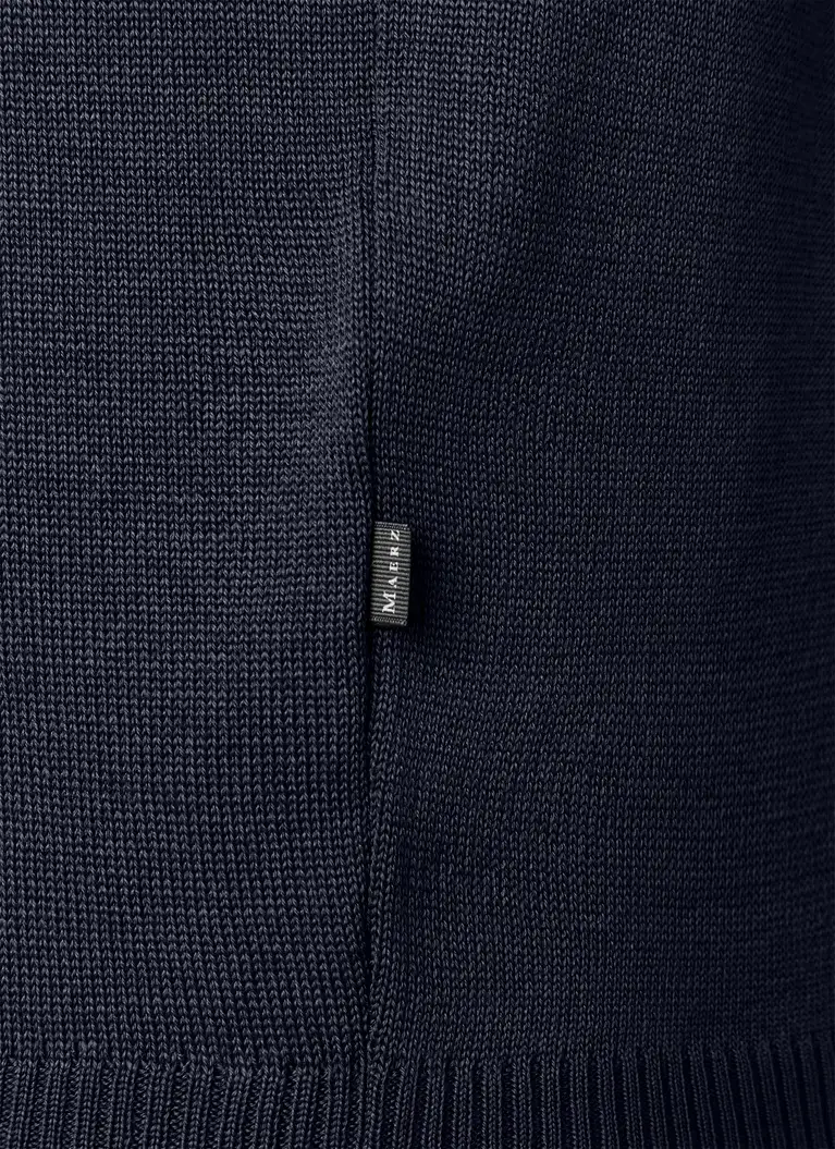 Maerz Muenchen V-Ausschnitt Pullover100% MerinowolleArt. Nr. 498840-399 im Angebot
