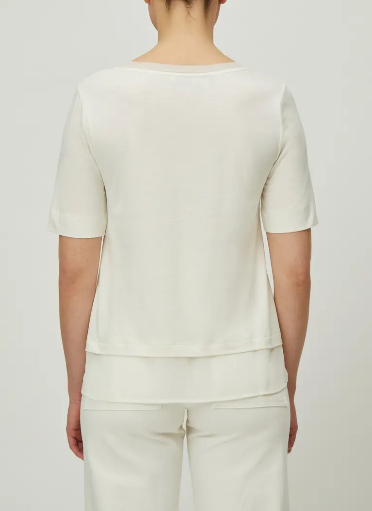 Maerz Muenchen V-ShirtBaumwoll-Modal-MischungArt. Nr. 120500-505 im Angebot