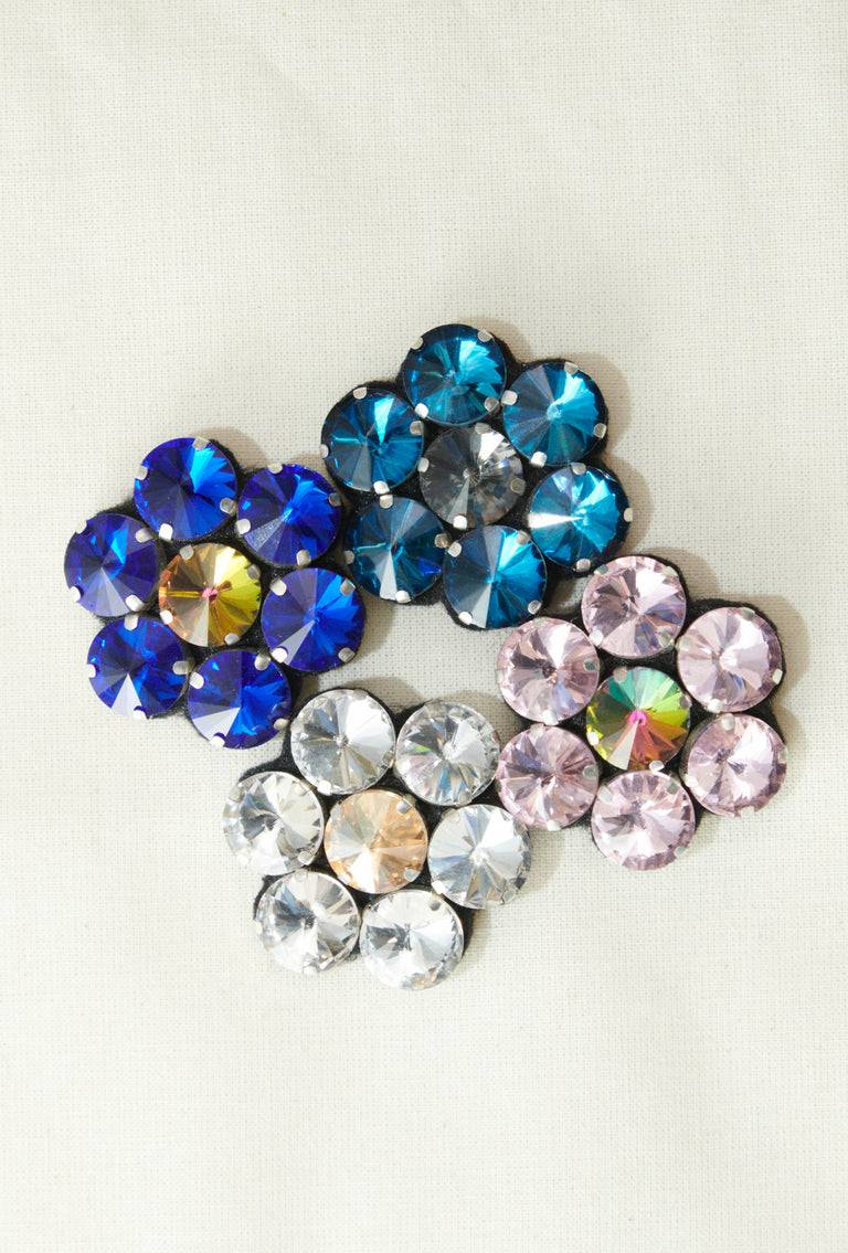 Odeeh Brosche, Sapphire Auslauf