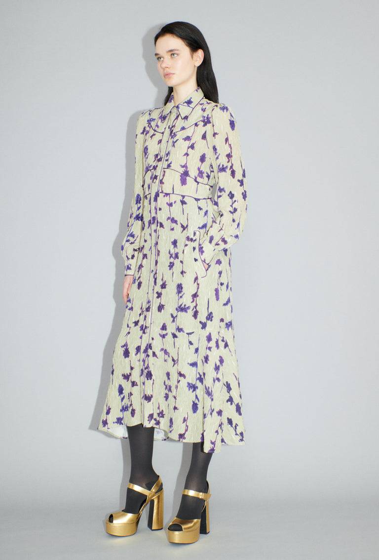 Odeeh Flower Items on Crushed Crepe Kleid, Almond Outlet