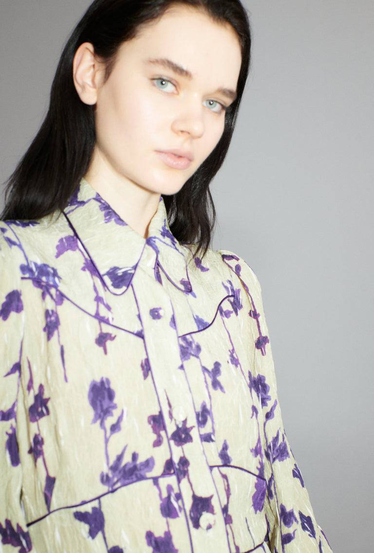 Odeeh Flower Items on Crushed Crepe Kleid, Almond Outlet