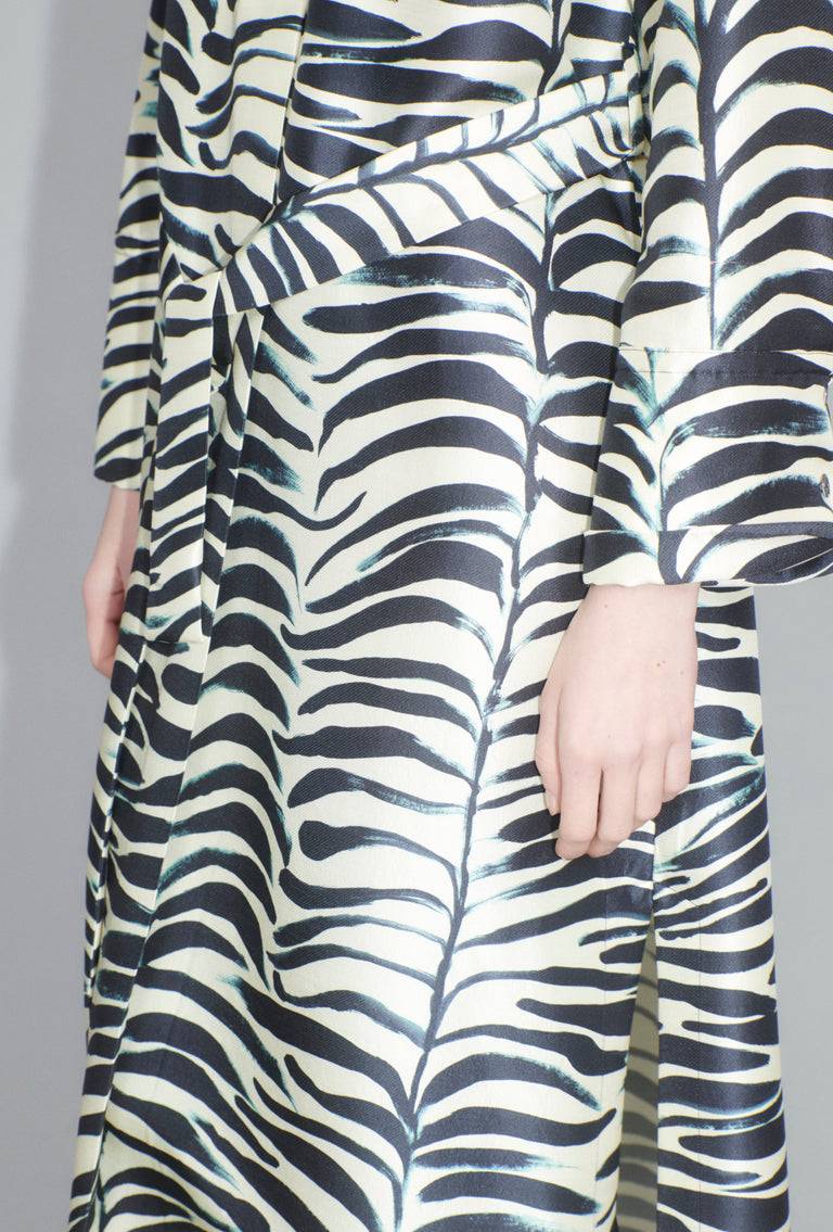 Odeeh Big Op-Art Tree Kleid, Black White Fabrikverkauf
