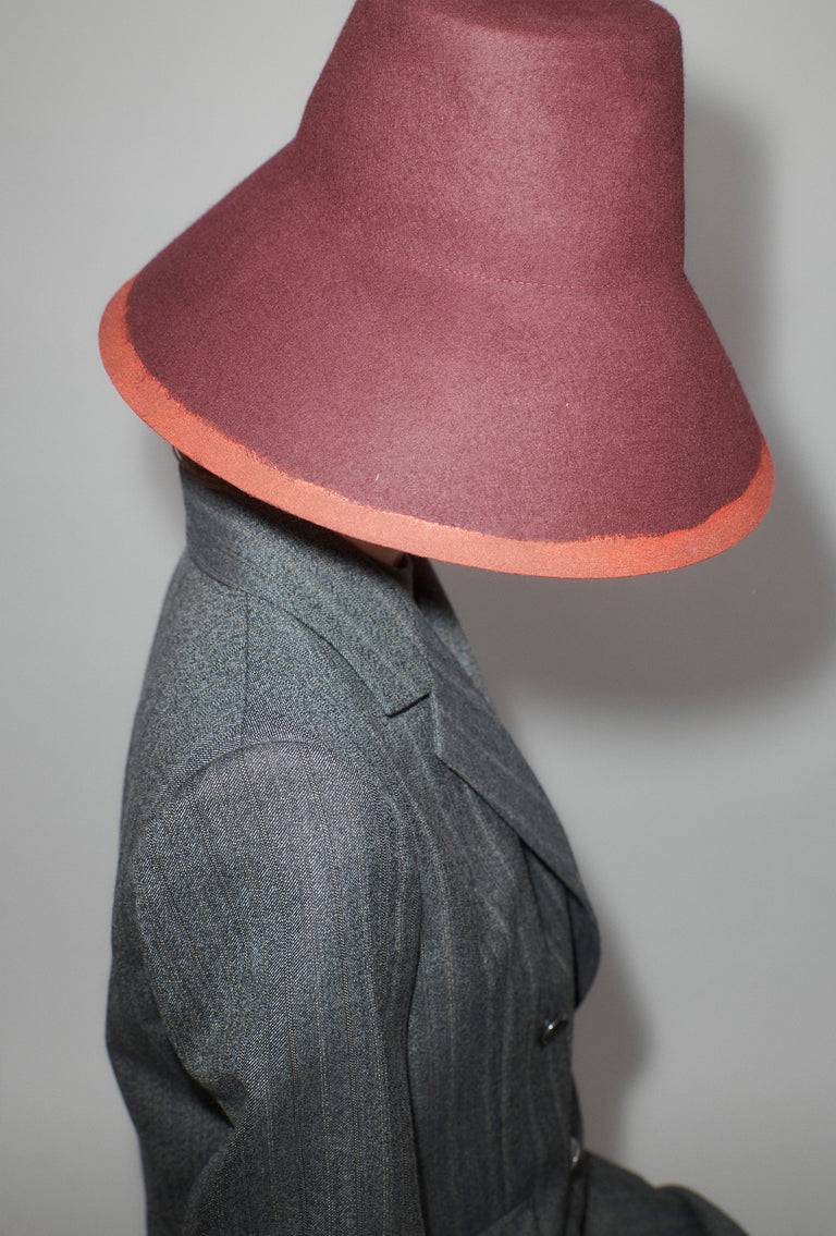 Odeeh Hat, English Red Meist gekauft