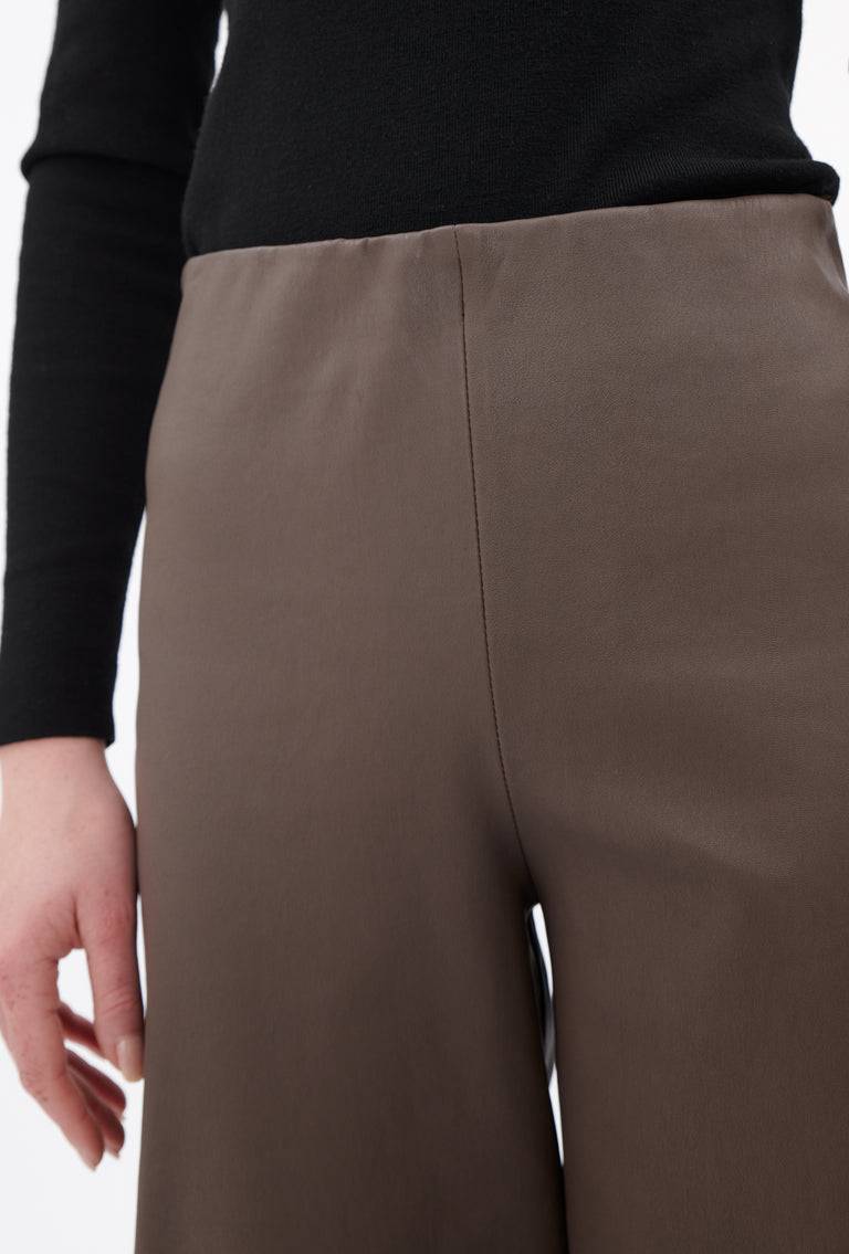 Odeeh Nappa Stretch Lederhose, Olive-brown Angebote