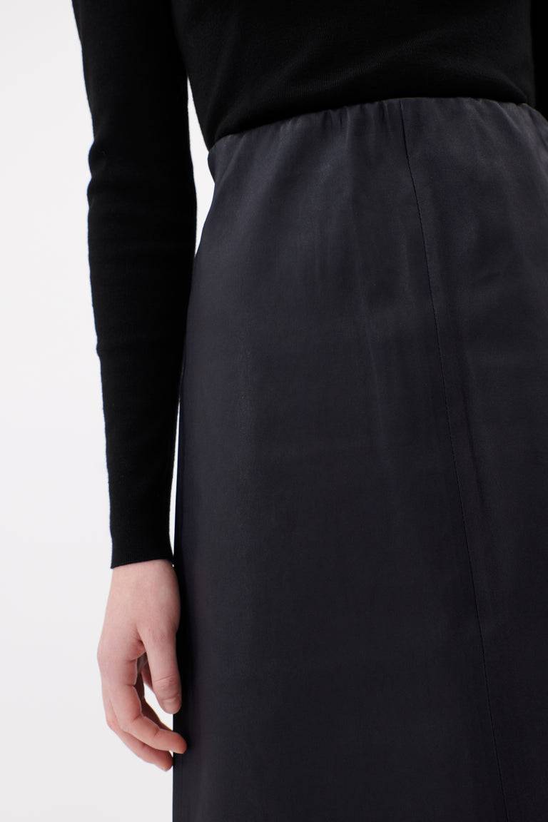Odeeh Stretch Lamb Nappa Rock, Blackblue Meist gekauft