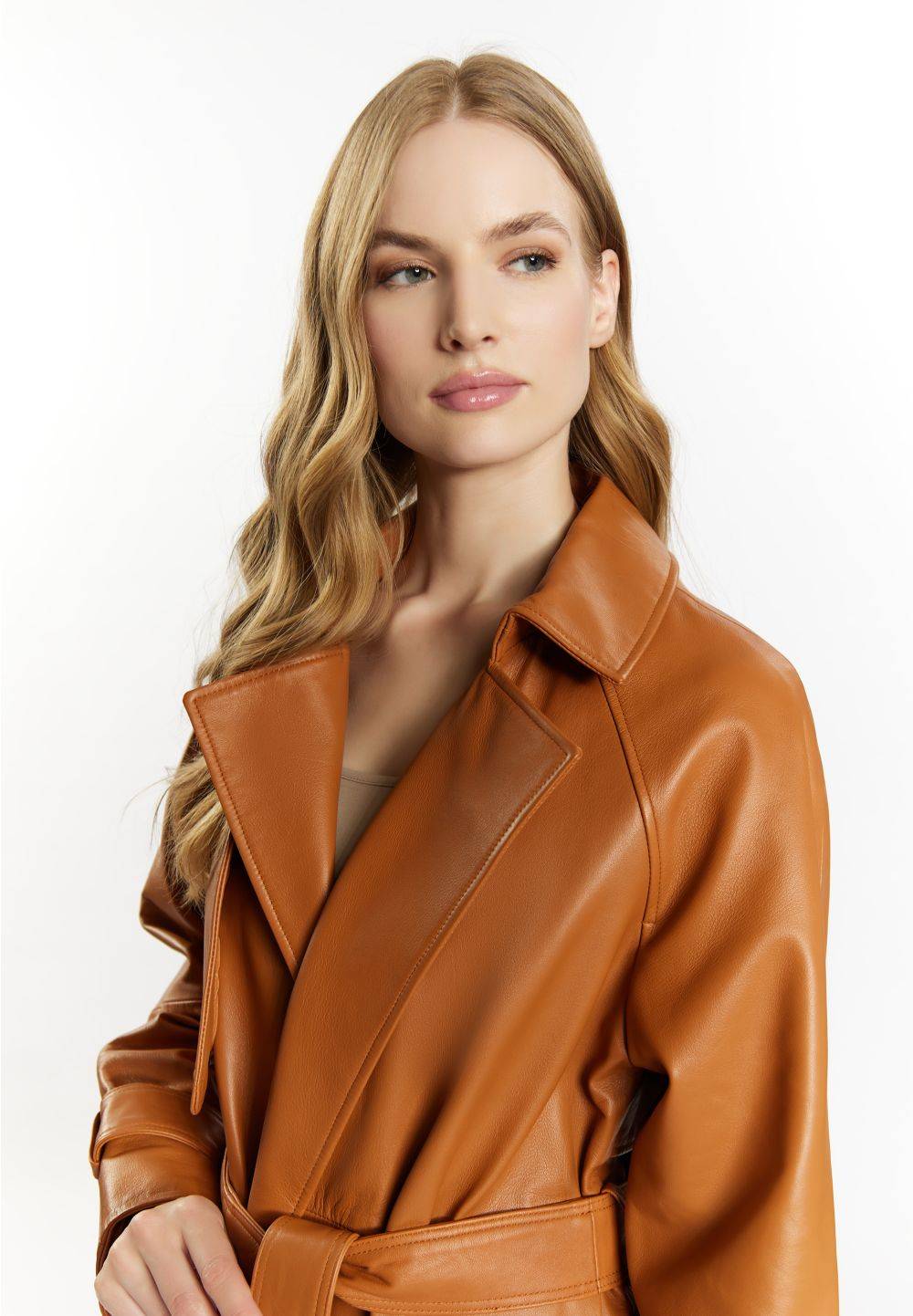 Schmuddelwedda DreiMaster Vintage Trenchcoat aus Leder Flash Sale