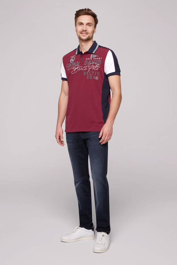 Soccx Pikee-Polo mit Color-Blocking und Artwork burgundy Meist gekauft