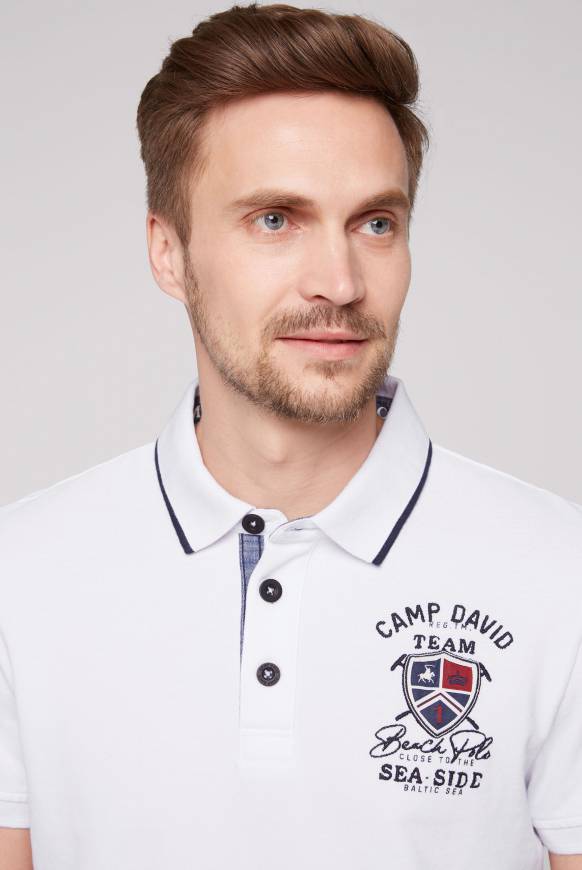 Soccx Pikee-Polo mit Label Patches und Stickereien opticwhite Verkauf