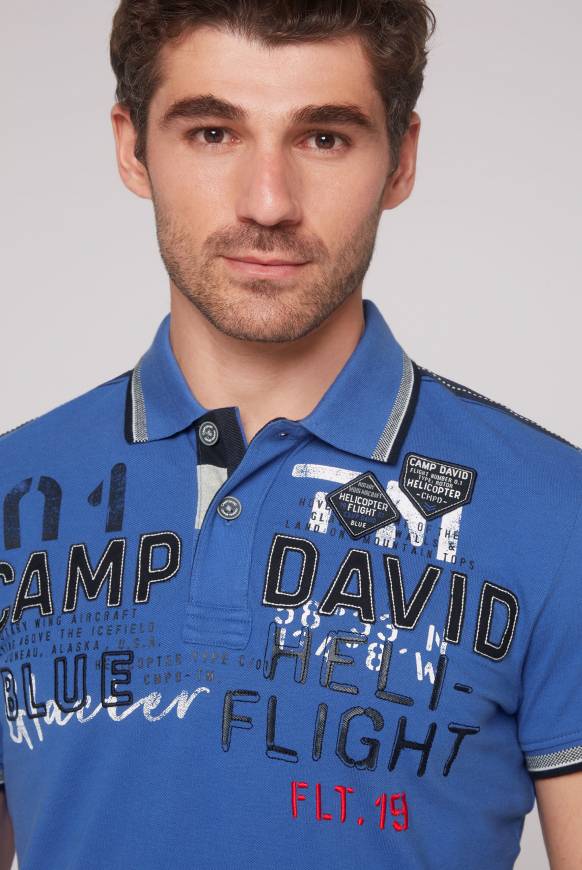 Soccx Pikee-Polo mit Label-Applikationen strong blue Outlet