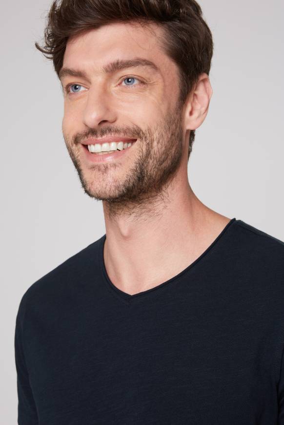 Soccx Basic T-Shirt V-Neck mit Used-Kante blue navy Angebote