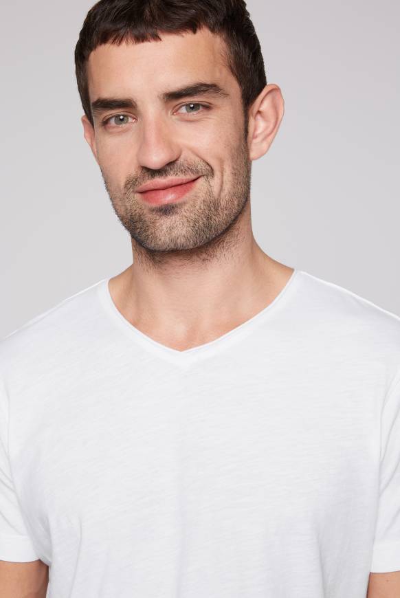 Soccx Basic T-Shirt V-Neck mit Used-Kante opticwhite Schlussverkauf