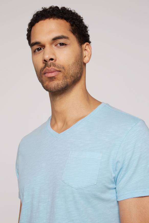 Soccx T-Shirt V-Neck mit Brusttasche summer blue Angebote