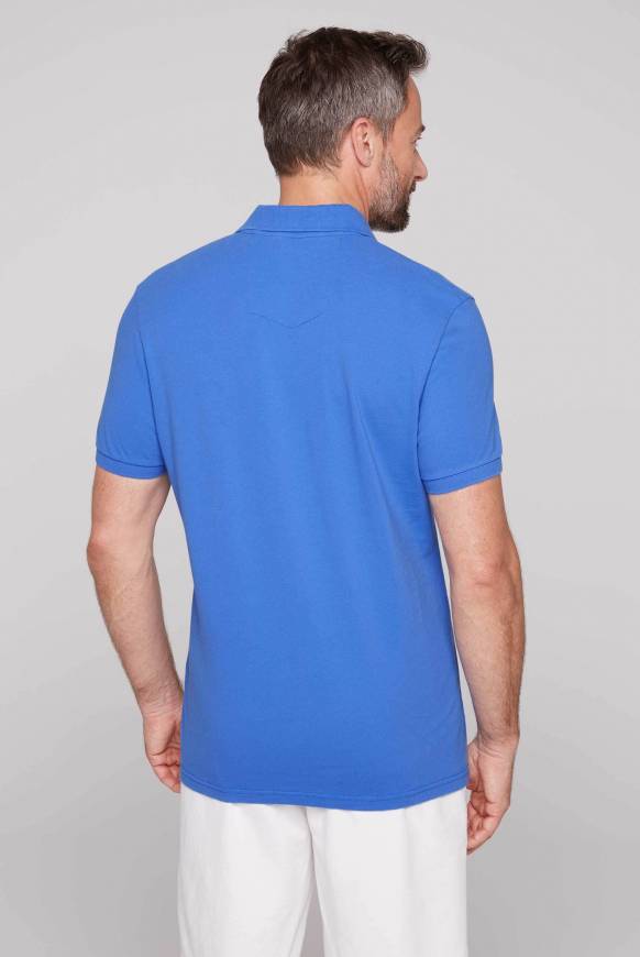Soccx Kurzarmpolo aus Pikee mit Label Print deep sky Exklusive Angebote