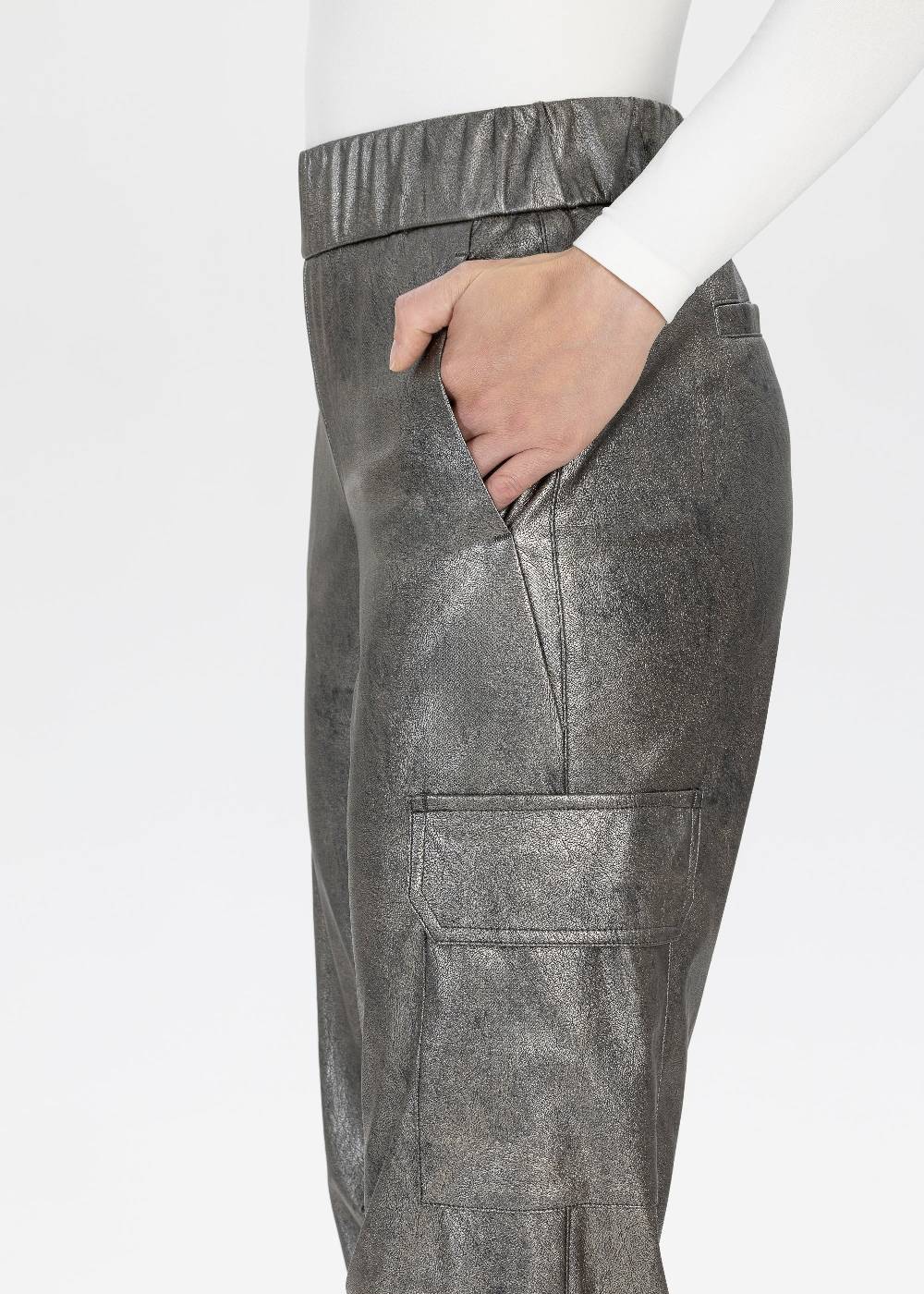Stehmann Cargohose Rosalyn in Eco-Leather im Angebot